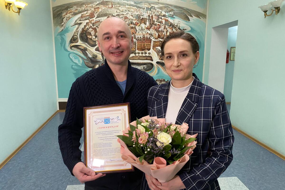 Многодетной семье из Выборга вручили сертификат на 3 миллиона рублей